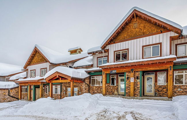 Vista at Big White Amazing Location View - Photo 58