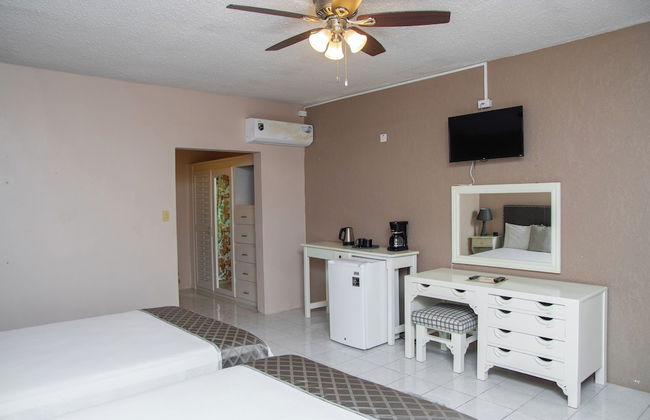 Beach-Pool-Sun-family-6 bedroom getaway - Foto 20