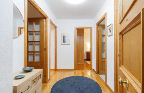 Encantador piso con parking by CABANA Rentals - Foto 7