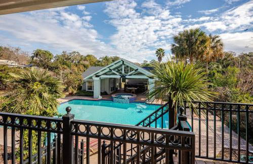 NEW Luxury Country Club Hot tub Gym Pool House Outdoor Kitchen EVENTS - Foto 1