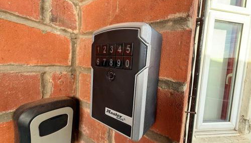 Spacious 1 Bed Flat - Free Parking - Quiet Area - Foto 2