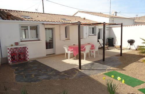 Maison proche centre, 4 pers, terrasse - FR-1-476-11 - Foto 6