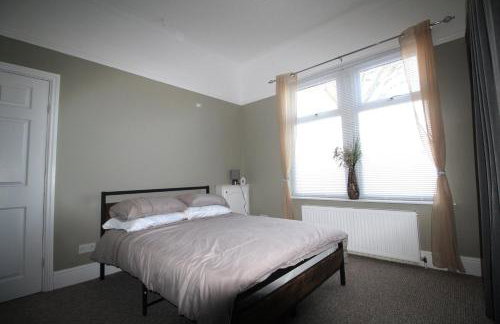 Bungalow - Sleeps 8 - Pets-Enclosed Garden-Parking - Foto 12