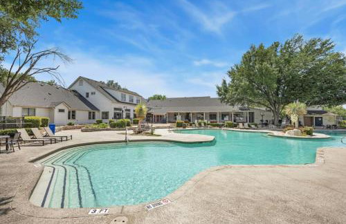 Prime Location, 2 mins to Airport, 5 mins to Dwntn - Foto 5