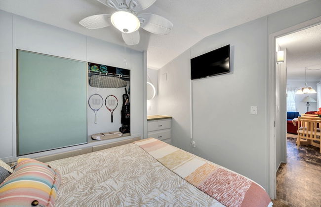 Lake Placid Home Boat Parking and Clubhouse Access by RedAwning - Photo 2