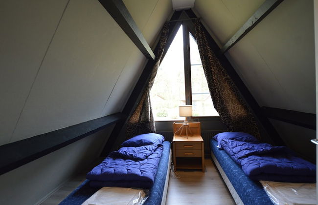 Unique Holiday Home in Stramproy near Forest - Photo 2