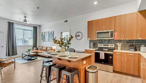 The Heights by Cloud Dream Homes - Photo 2, stove