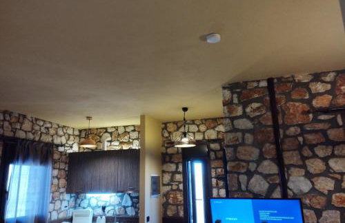 ΒΙΟΚΛΙΜΑΤΙΚΟ ΗΛΙΟΠΕΤΡΟΣΠΙΤΟ στην ΑΡΧΑΙΑ ΒΟΚΕΡΙΑ - Photo 18