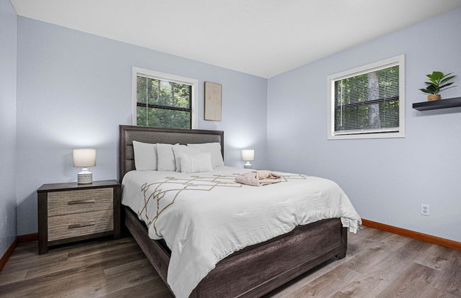 Andy Woods Lodge - 4 Bedrooms, 1.5 Baths, Sleeps 8 4 Home by RedAwning - Foto 5