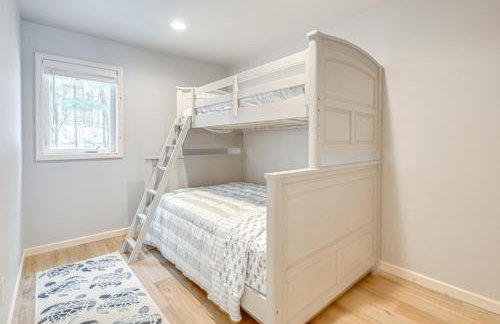 Lakefront Rhinelander Cottage with Private Dock! - Foto 24