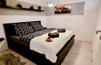 New Modern SelfCheckin PublicFreeParking HighSpeed Wifi KingSizeBed - Foto 1