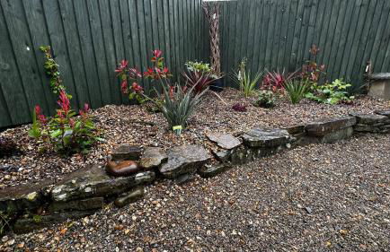 Spacious 4 Bedroom Farmhouse - Photo 57