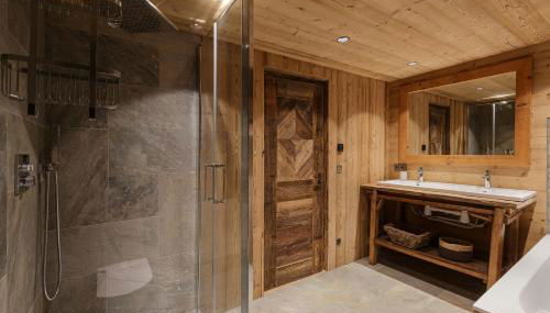 Lavancher - Chalet 400m2 Ferme 1803 renovee Sauna Billard - Photo 3