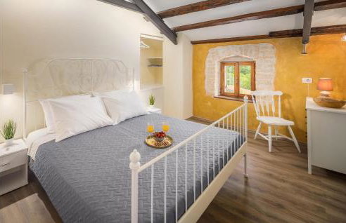 Cozy Home In Peresiji - Foto 31