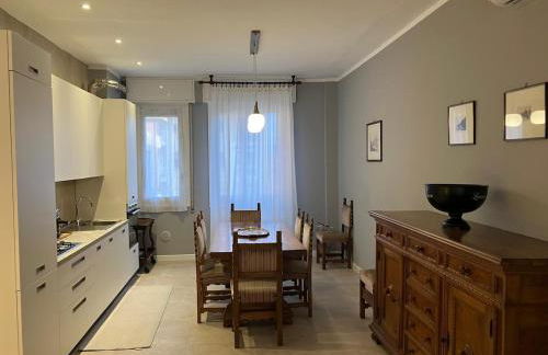 Apartment in Arona, Olivia's Home 100mt dal Lago - Foto 11