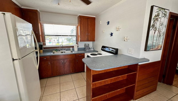 One Particular Cottage - Next to Margaritaville - Foto 5, Habitación