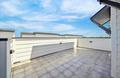 4-Story,Rooftop Deck in Houston - Foto 21