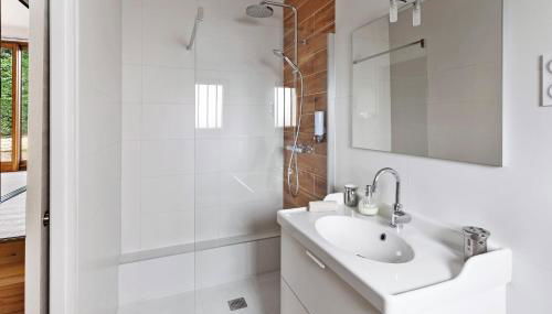 Les Pavots - Spacieux & Familial - Foto 3, towels, Shower