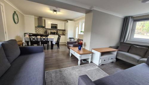 First Holyrood House - Photo 3