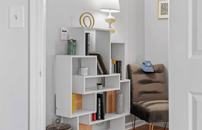 Simply Shores by Avantstay Private Beach + Dock Lake Overlook - Photo 8