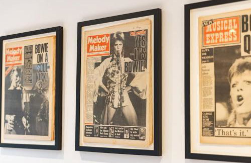 The Bowie is a David Bowie themed Smart House - Foto 21