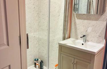 Albie House -3BR, Ensuite, Netflix, EV Car - Foto 5