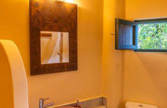 The Lookout in Mirsini - Roof Terrace - AC - WIFI - Foto 21