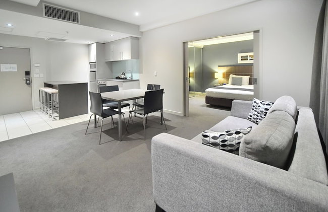 Quest Highbrook - Photo 22