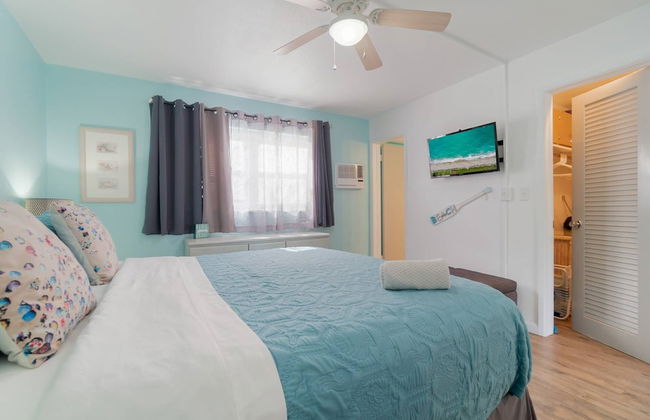 Mid Mari - Gorgeous Nautical Condo Near Beach, Shops & Restaurants- Condo 105 - Foto 2