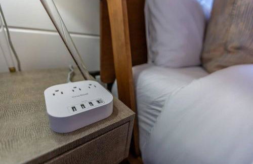 Chic Home with King Bed and Fire Pit - Foto 13