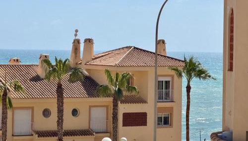 En perle med plass til voksne og familien, solfylt terrasse 5 min fra stranden - Foto 1
