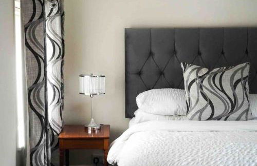 Large Cottage, Beach, Pubs Shops, Netflix, BBQ, Dog Friendly - Foto 14