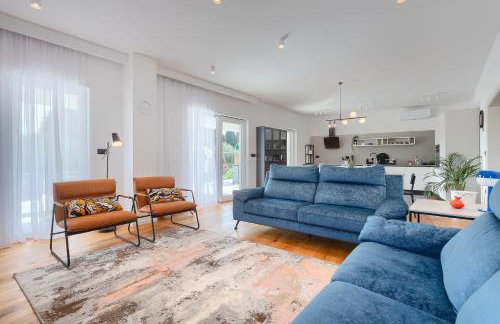 Villa San Zusto, 1600 m2 plot area, heated pool with hydromassage zone - Foto 17