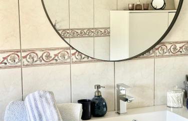 Spacious villa for 10 with a big private pool - Photo 36