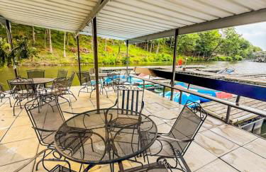 Treehouse Treetop Village58-3Bed3BAPools-8PP - Photo 23