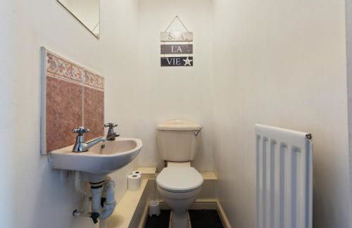 Applin House-5 Bed Contractor Stay Parking WIFI - Foto 11