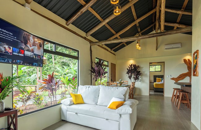 Cabañas Caeli, Peaceful Rainforest Retreat with Stunning Views - Foto 1