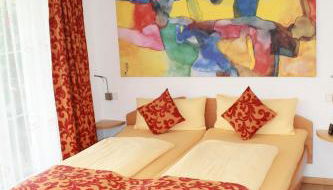 Ferienwohnung mit großzügiger Terrasse und Blick in die Natur - Foto 2