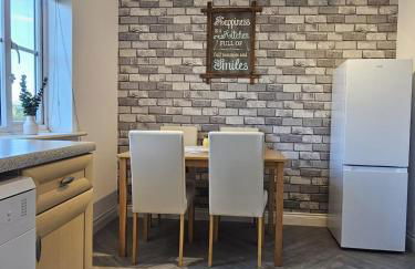 Stunning Contractor home, Company workers WLC, Netflix - Foto 13