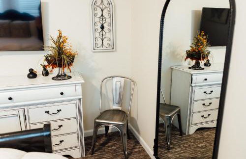 Dahlonega Escape, Wineries, Game Room, Hiking - Photo 36