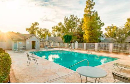 Cozy 3 Bedrooms Town home in Chandler with community pool - Foto 21