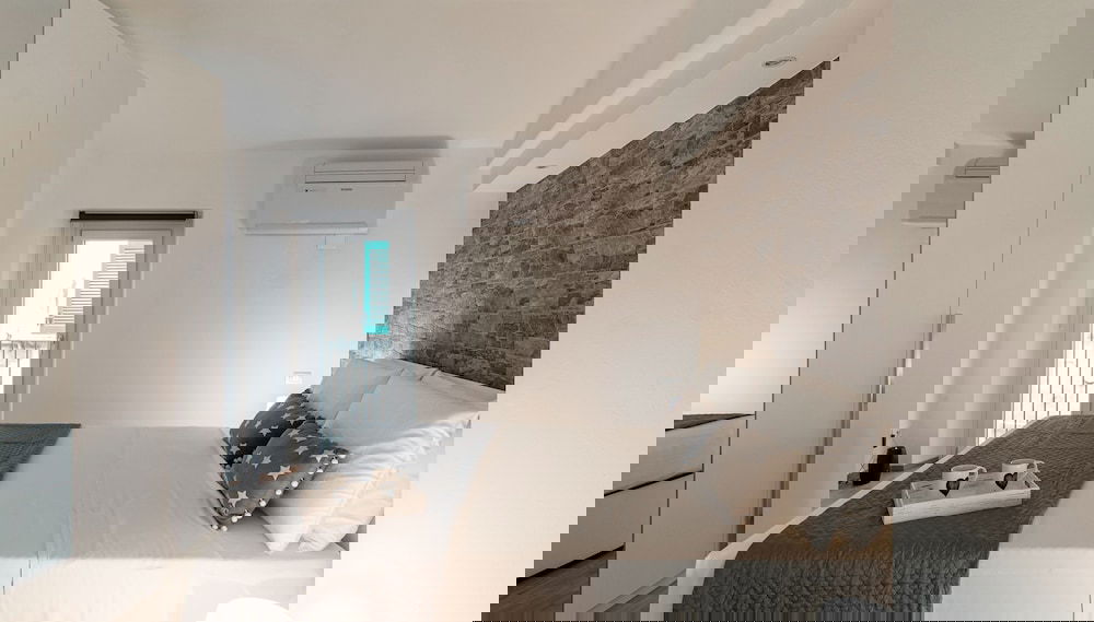 Love's corner - by MyHomeInComo - Photo 1, Room