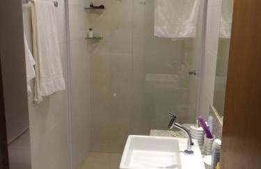 Lindo Apto 2/4 em Guarajuba - Foto 13