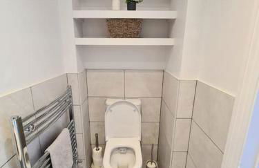 Luxury, Spacious 3 Bedroom, Beachfront Apt with Parking & Courtyard - Shoreside - Foto 15