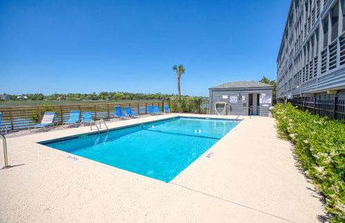 Bella Vista: Marshfront Condo 1 Block To The Beach. Pool & Hot Tub-1st Floor - Photo 9