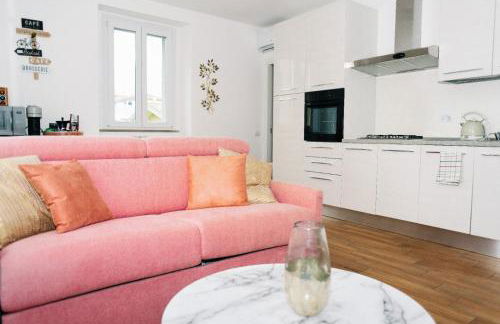 Lora diamond Suite ,free parking, self check in,3 - Foto 1