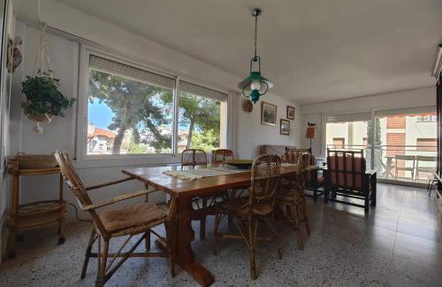 SPACIOUS FLAT WITH SEA VIEWS, FOR 8 PEOPLE WITH 3 BEDROOMS, 2 BATHROOMS and NEXT TO THE BEACH!! - Foto 10