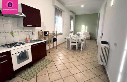 Roberta House Il Tuo Rifugio per Concerti, Eventi e Fiere - Foto 1