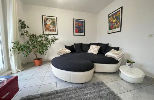 BEIMS APARTMENT-Vollausstattung-Küche, kostenlos-WFI, Smart-TV - Foto 2