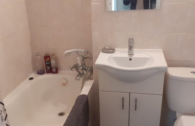 South London 1-bed Apt, Sleeps 3, 8 Mins to Tube - Foto 26
